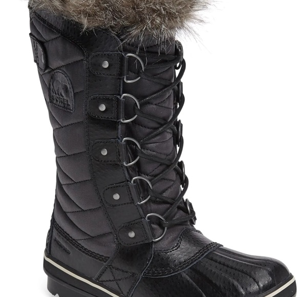 SOREL Tofino II' Faux Fur Lined Waterproof Boot
SOREL SIZE 6 - Picture 5 of 5
